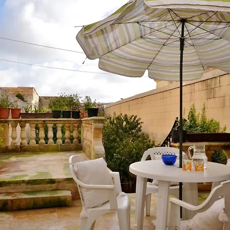 招待所 In House - Roof-top Spacious Private W Bathroom - Terrace *