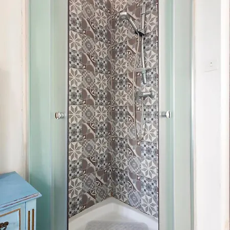 In House - Roof-top Spacious Private W Bathroom - Terrace Guest house Rabat