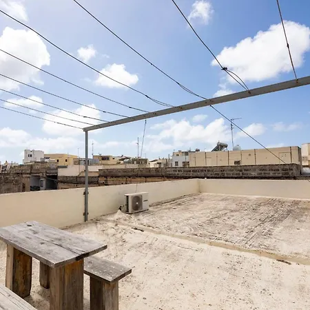 Konukevi In House - Roof-top Spacious Private W Bathroom - Terrace *